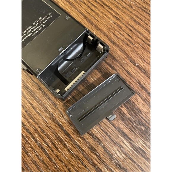 Vintage Olympus Pearlcorder L100 Micro Cassette Recorder Tested - Picture 7 of 8